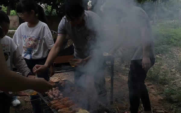 同安團建民宿泡溫泉+燒烤